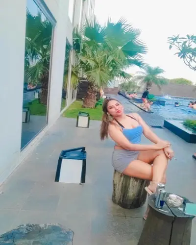 Escort Sirathu
